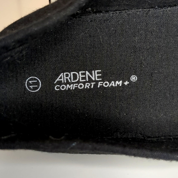 Black and White Slip Ons - Picture 6 of 7